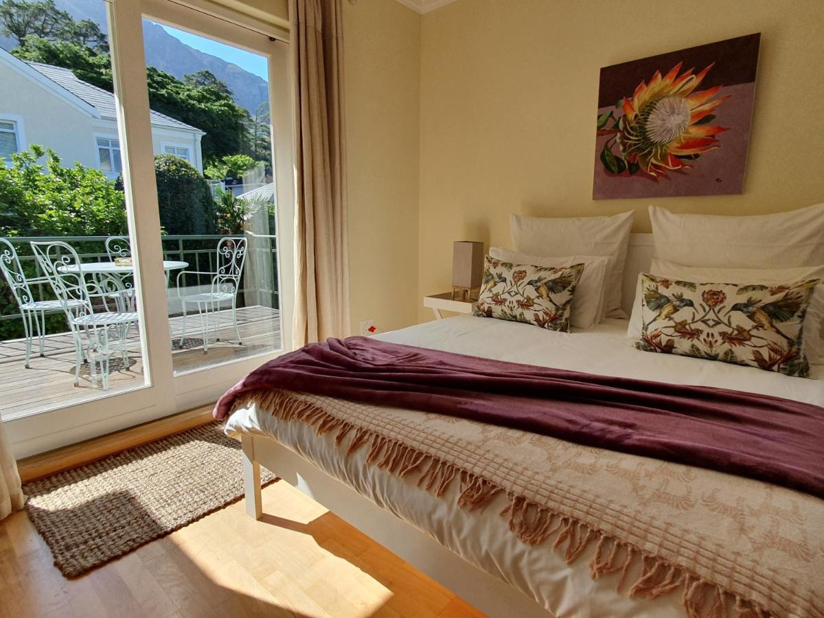 On Pinewood Guest House Cape Town Luaran gambar