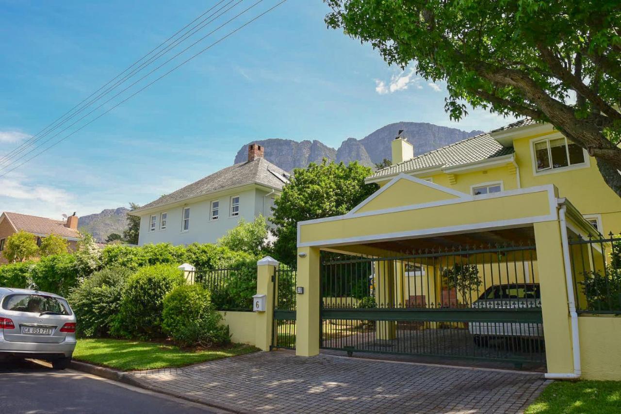 On Pinewood Guest House Cape Town Luaran gambar