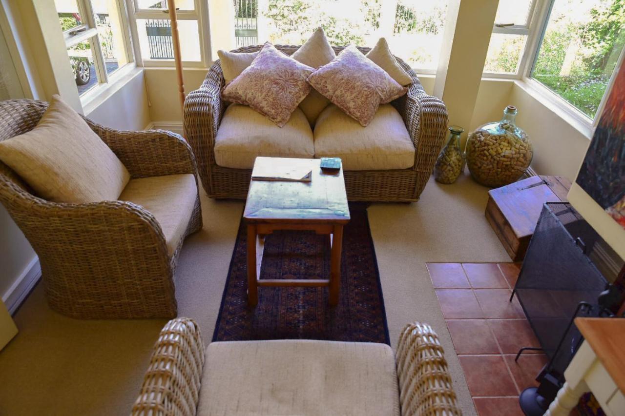 On Pinewood Guest House Cape Town Luaran gambar
