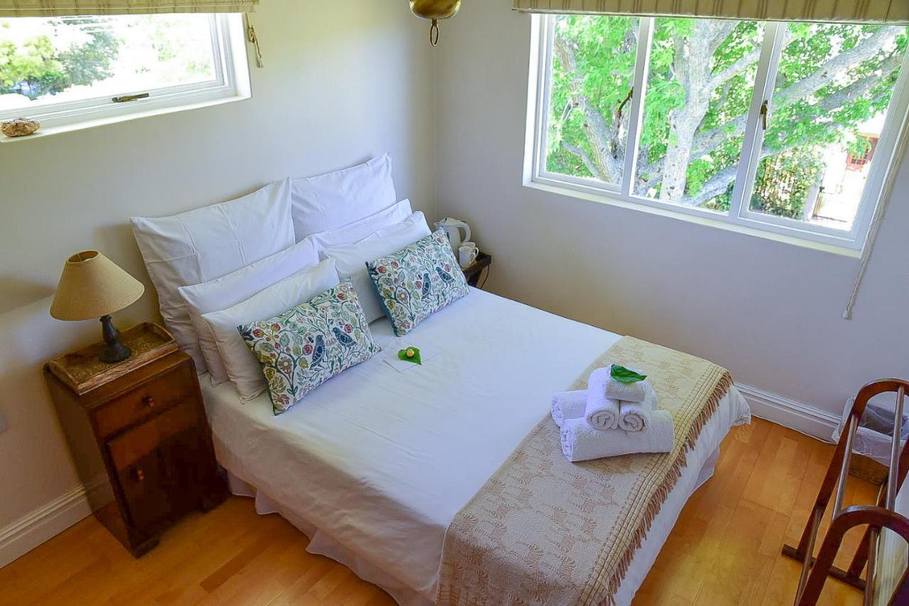 On Pinewood Guest House Cape Town Luaran gambar
