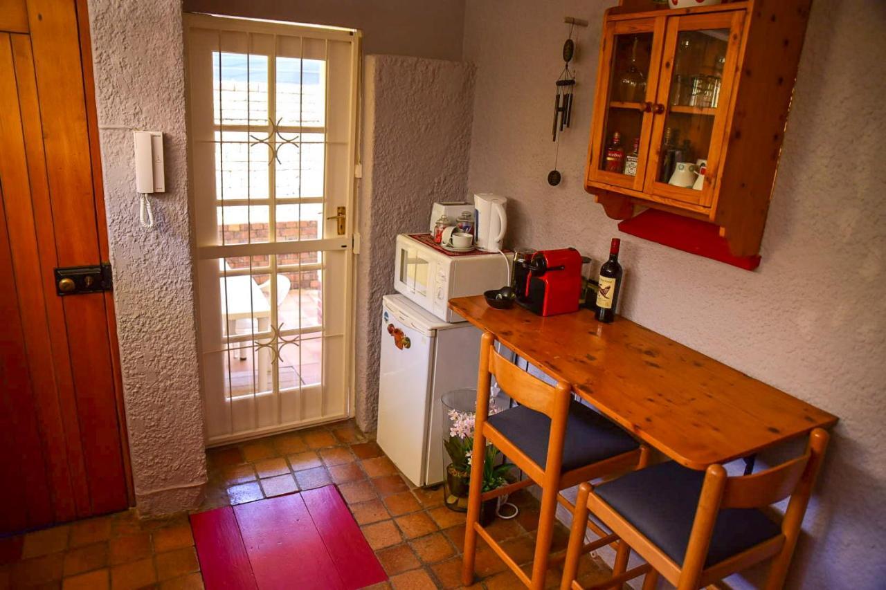 On Pinewood Guest House Cape Town Luaran gambar